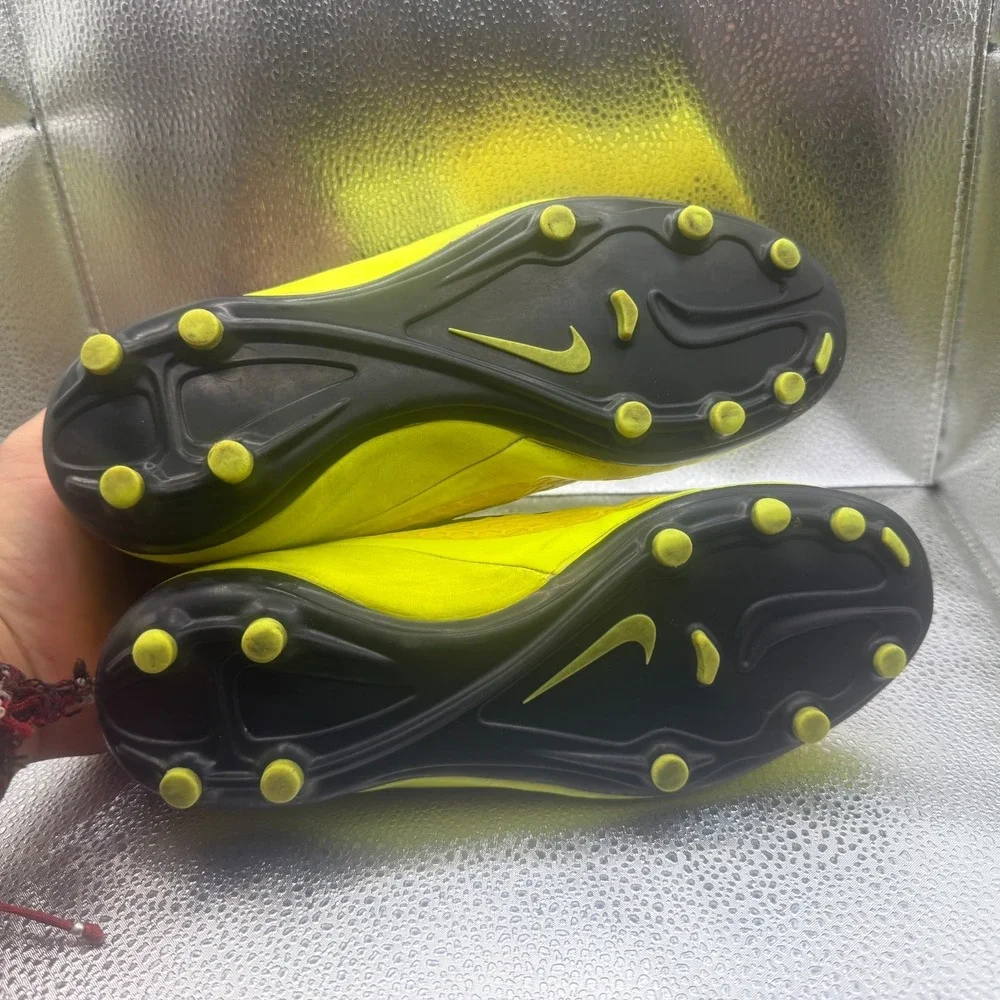 Size 6Y Nike Hypervenom Phelon FG Yellow Black Kids‎ Soccer Cleats 599062-700